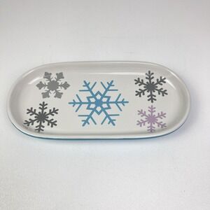 Temptations by Tara Retired Snowflake Pattern Platter 7x3 Pickle Dish